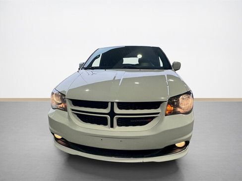 Used 2020 Dodge Grand Caravan GT image 9
