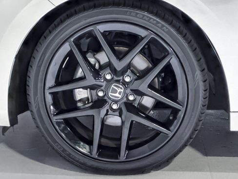 Used 2024 Honda Civic Sport image 13