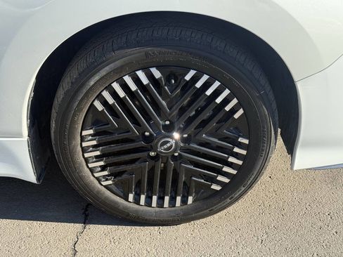 Used 2024 Nissan Leaf SV Plus image 33