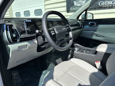 New 2026 Kia Sorento EX AWD/4WD image 10