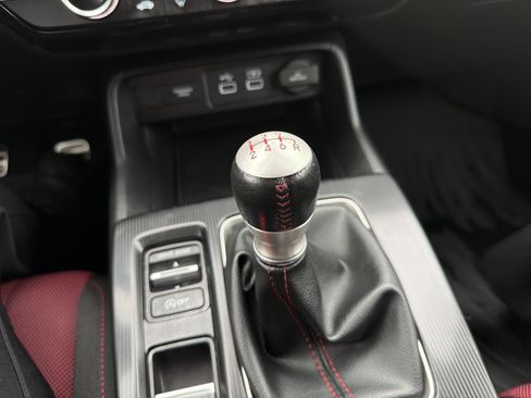 Used 2024 Honda Civic Si image 25