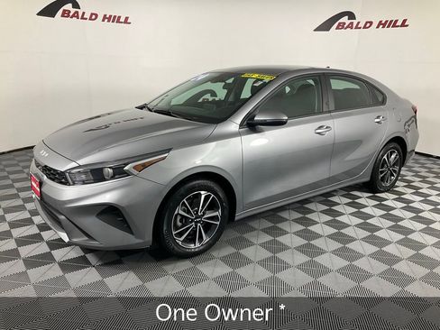 Certified 2024 Kia Forte LXS w/ LXS Technology Package image 4