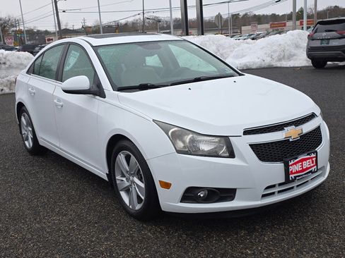 Certified 2014 Chevrolet Cruze Diesel w/ Enhanced Safety Package image 8