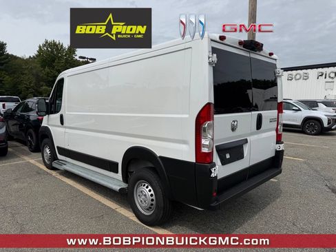 Used 2025 RAM ProMaster 2500 w/ U-Haul Equipment Group FWD image 2
