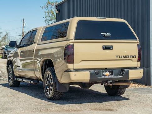 Used 2017 Toyota Tundra SR5 image 4