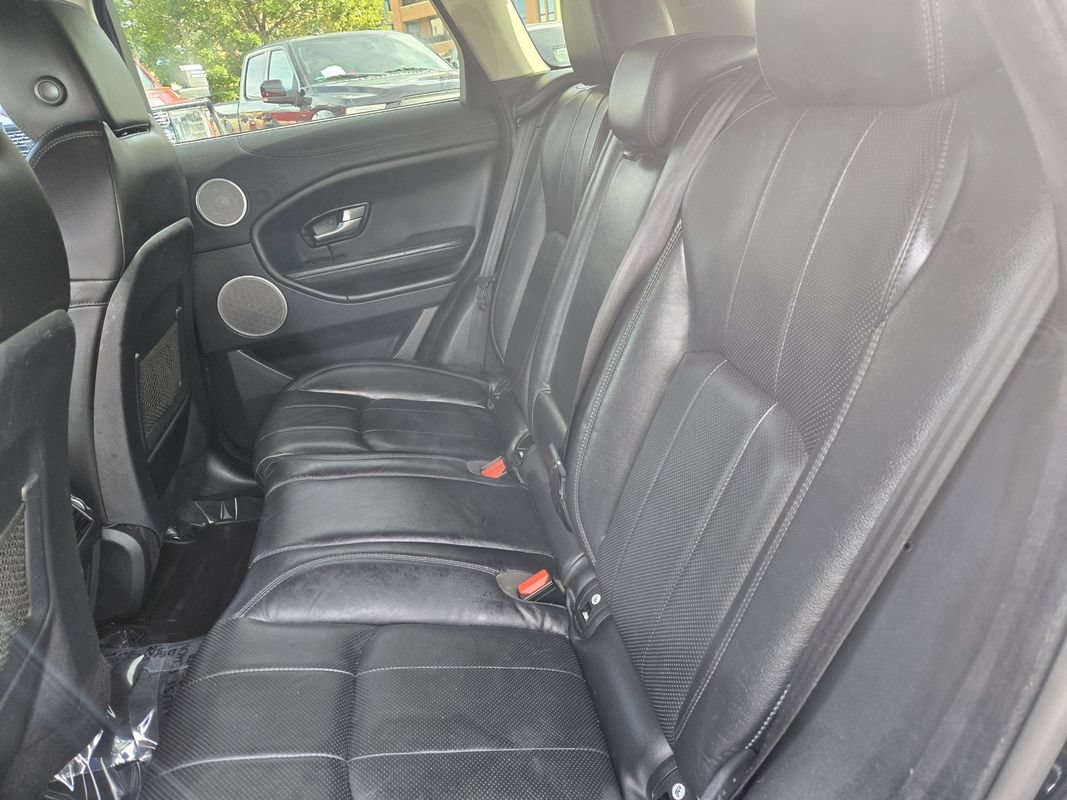 Used 2017 Land Rover Range Rover Evoque SE AWD/4WD image 27