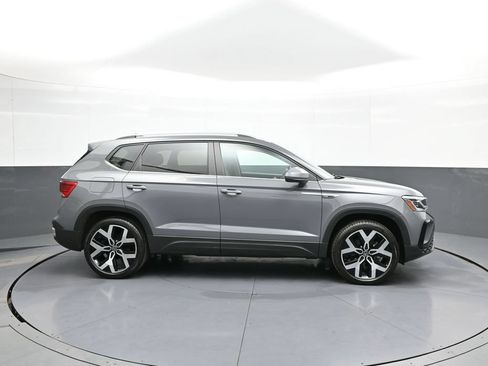 Used 2023 Volkswagen Taos SEL AWD/4WD image 5