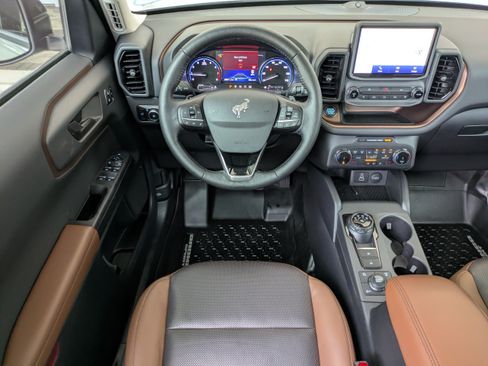 Certified 2023 Ford Bronco Sport Badlands w/ Premium Package AWD/4WD image 16