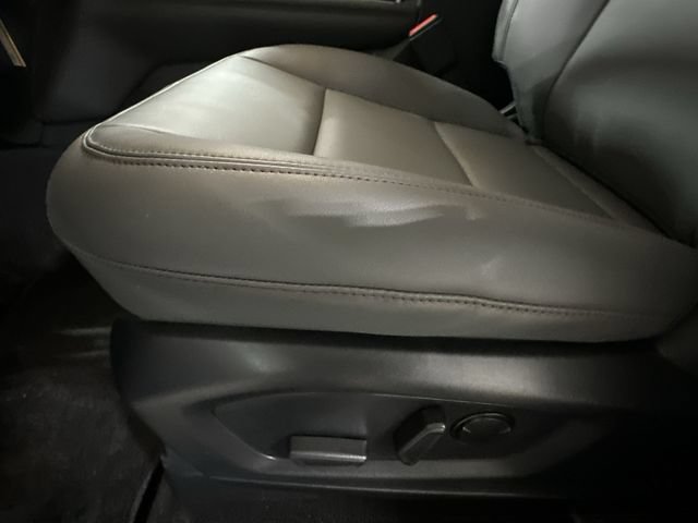 Used 2026 Ford Explorer Active w/ Active Comfort Package AWD/4WD image 18