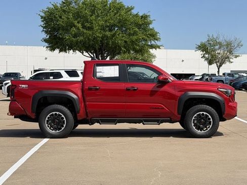 New 2026 Toyota Tacoma TRD Off-Road AWD/4WD image 3