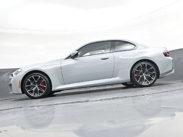 Used 2026 BMW M2 w/ Carbon Package RWD image 43