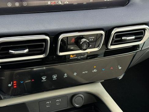 New 2026 Nissan Sentra SL w/ Floor Mat Package image 21