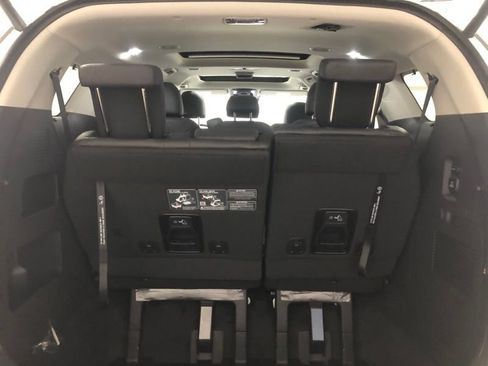 New 2026 Kia Carnival SX Prestige image 8