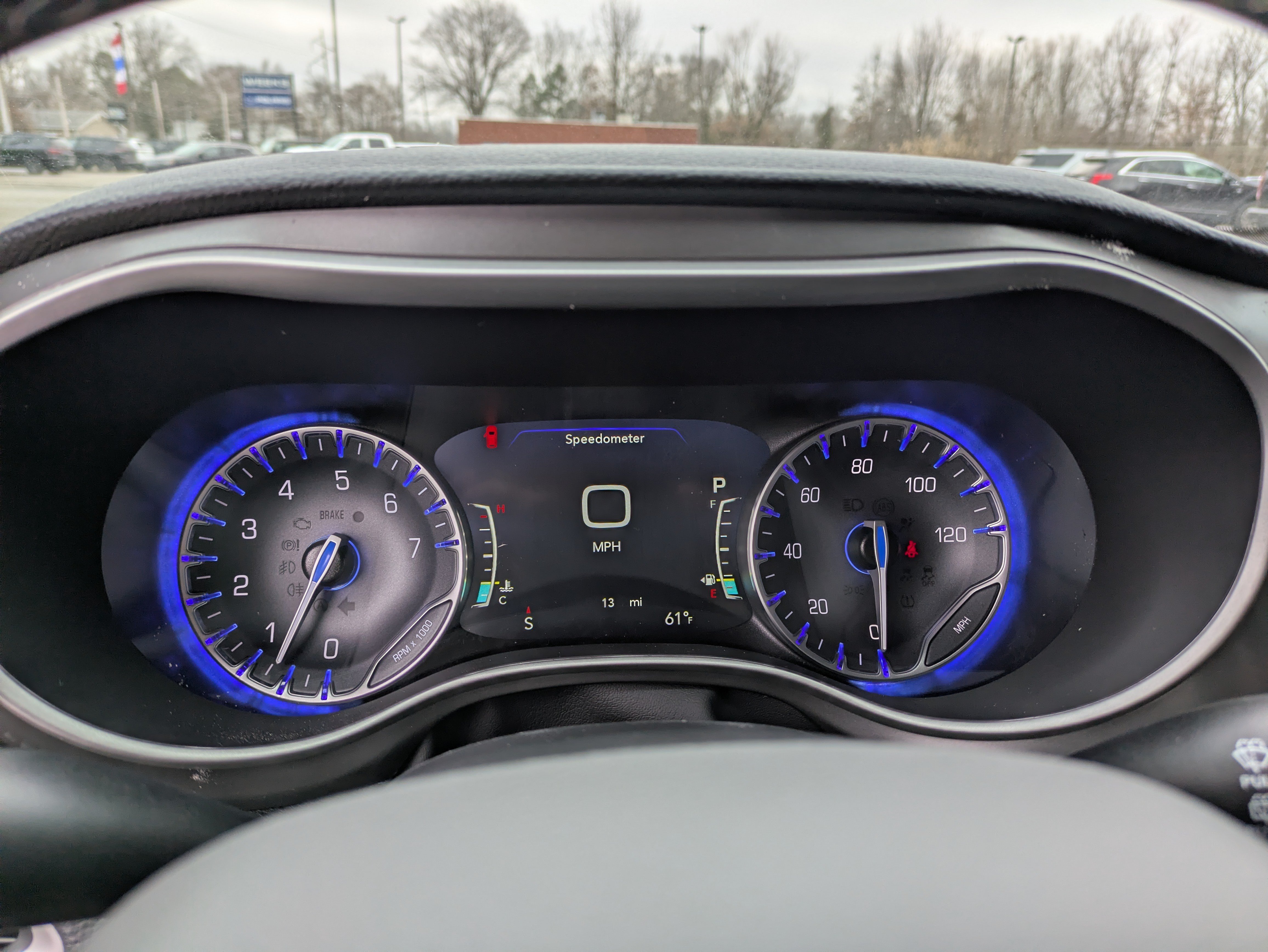 Used 2026 Chrysler Pacifica Select FWD image 18