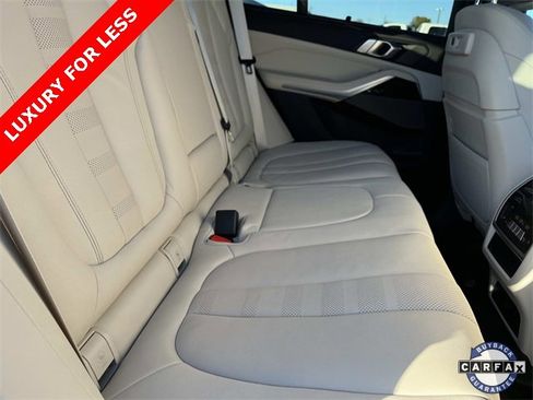 Used 2021 BMW X5 xDrive40i w/ Premium Package image 21
