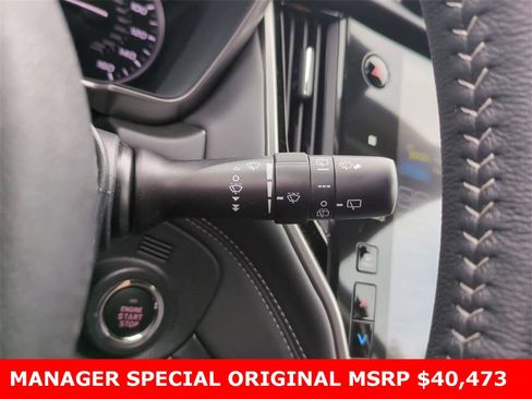 Certified 2025 Subaru Outback Limited image 26