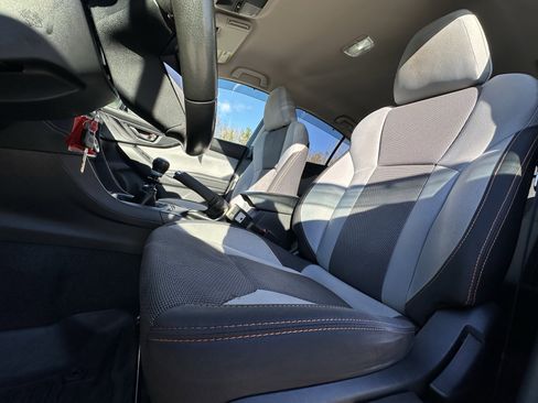 Used 2021 Subaru Crosstrek 2.0i Premium image 25