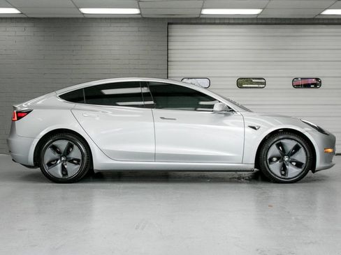 Used 2018 Tesla Model 3 Long Range AWD/4WD image 5