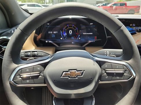 New 2026 Chevrolet Equinox ACTIV image 21