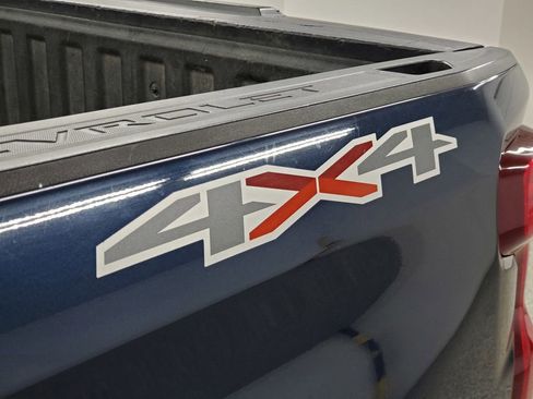 Used 2020 Chevrolet Silverado 1500 LT w/ All-Star Edition image 28