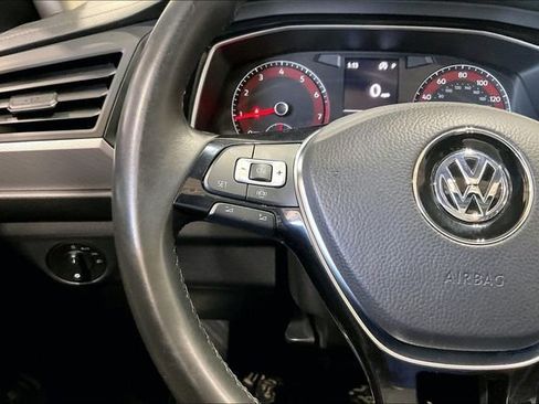 Used 2019 Volkswagen Jetta SE FWD image 18