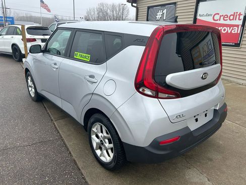 Used 2020 Kia Soul S image 7