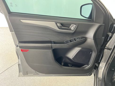 Used 2024 Ford Escape Active FWD image 12