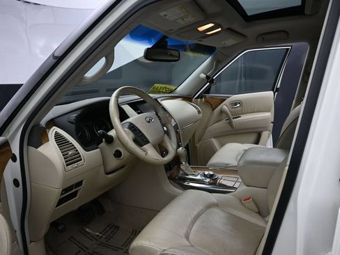 Used 2014 INFINITI QX80 4WD w/ Theater Package image 23