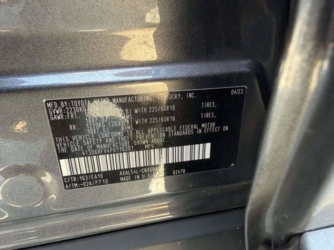 Used 2023 Toyota RAV4 Limited AWD/4WD image 38