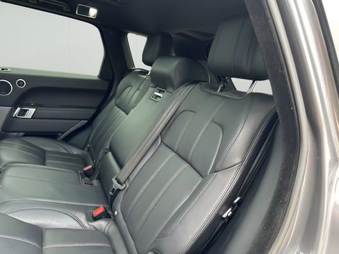 Used 2017 Land Rover Range Rover Sport HSE image 28