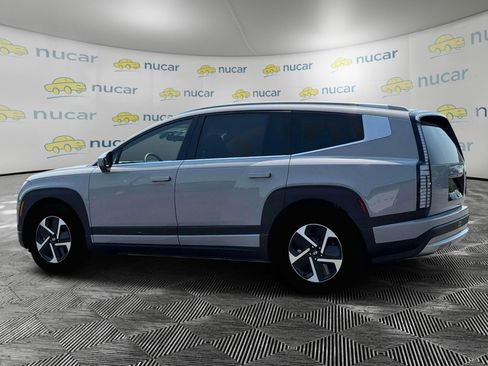 New 2026 Hyundai Ioniq 9 SE image 4