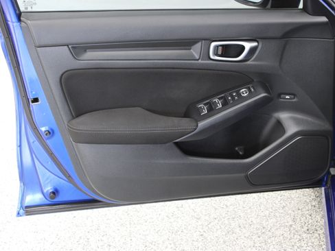 Used 2023 Honda Civic Sport image 12