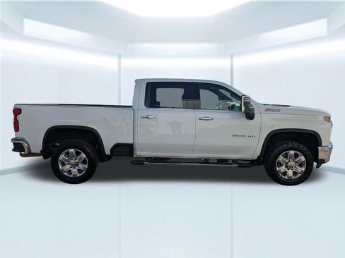 Used 2021 Chevrolet Silverado 2500 LTZ w/ LTZ Plus Package image 7