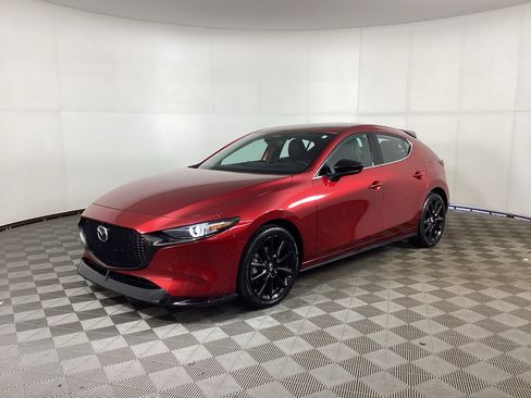 Used 2025 MAZDA MAZDA3 Hatchback w/Premium Plus Pkg AWD/4WD image 5