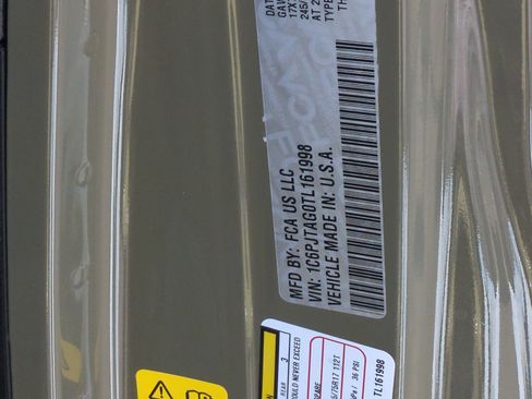 New 2026 Jeep Gladiator Sport image 25