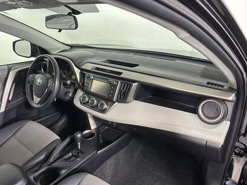 Used 2013 Toyota RAV4 LE AWD/4WD image 21