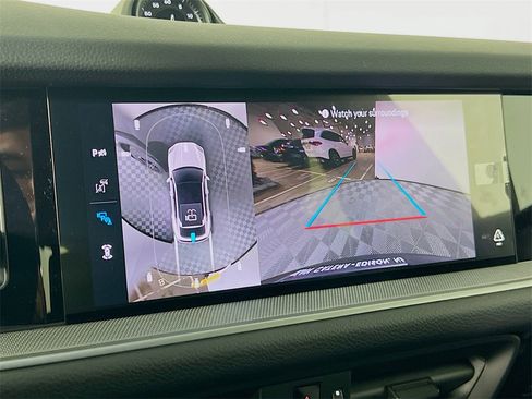 New 2026 Porsche Cayenne Base image 17