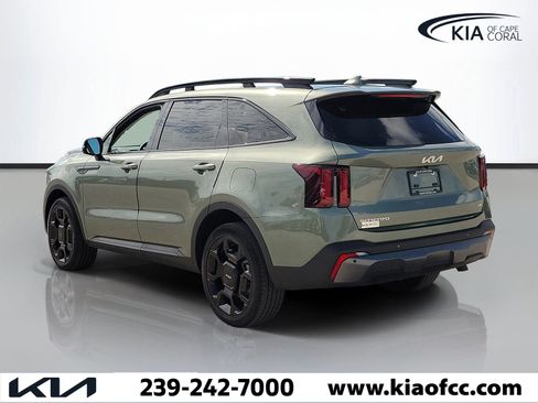 Certified 2024 Kia Sorento X-Line EX AWD/4WD image 4