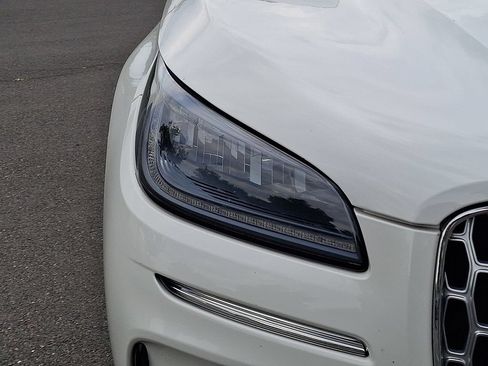 Certified 2023 Lincoln Corsair AWD w/ Equipment Group 101A image 12