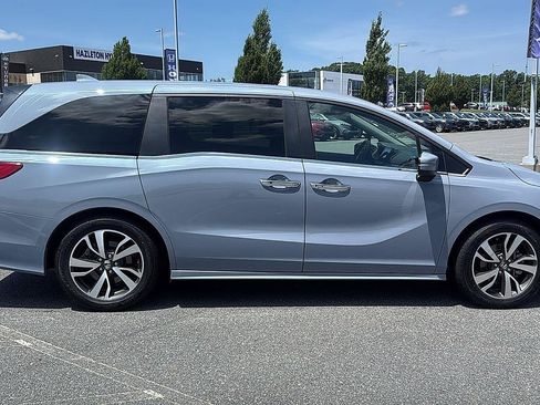 Used 2023 Honda Odyssey Touring image 4