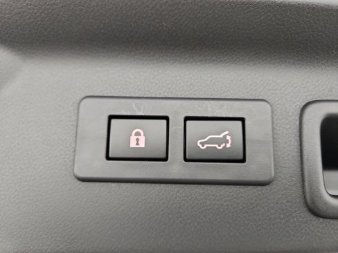 Used 2025 Subaru Forester Premium w/ Convenience Package #2 image 33