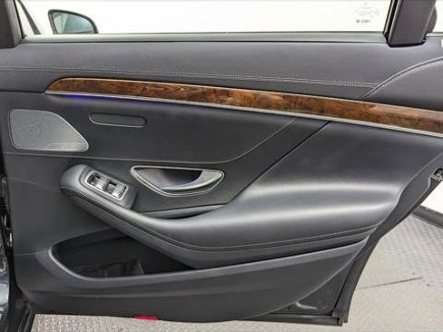 Used 2015 Mercedes-Benz S 550 S 550 image 19