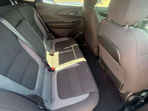 Used 2025 Chevrolet TrailBlazer LT w/ Convenience Package FWD image 30