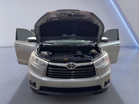 Used 2015 Toyota Highlander Plus image 8