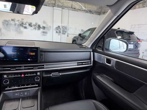 Used 2025 Hyundai Santa Fe SEL image 38