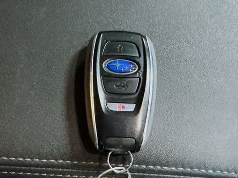 Used 2021 Subaru Forester Limited image 31