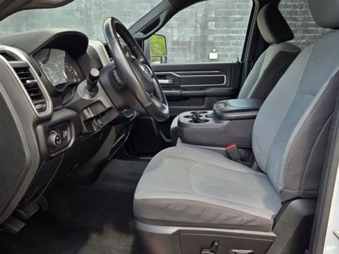 Used 2024 RAM 2500 Big Horn image 15