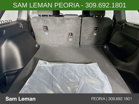 New 2025 Jeep Grand Cherokee Laredo w/ Luxury Tech Group I image 24