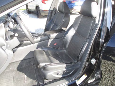 Used 2017 Nissan Maxima 3.5 SV FWD image 19