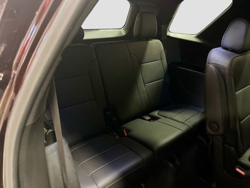 Used 2022 Chevrolet Traverse High Country w/ LPO, Floor Liner Package image 29